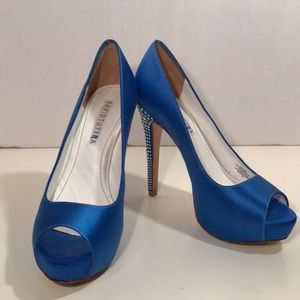 Beautiful David Tutera “Something Blue” Shoes Sz 7